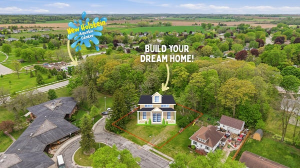 1713 MONROE ST, NEW HOLSTEIN, WI 53061 - Image 08758109233dc0b1349d4e9a735c474e/807870393