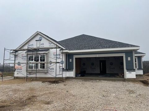 2108 Bluestem Dr, Waukesha, WI 53189 - #: 1893961