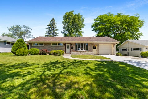 Photo of 218 E Pierron St, Port Washington, WI 53074 (MLS # 1968429)