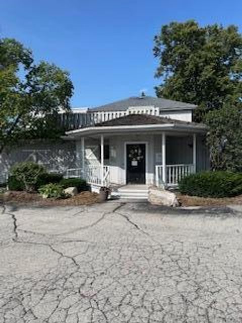 Photo of 21445 Gumina Rd, Brookfield, WI 53072 (MLS # 1948021)