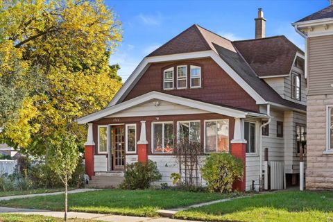 Photo of 1504 S 71st St, West Allis, WI 53214 (MLS # 1940947)