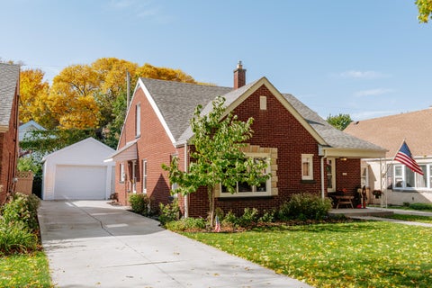 Photo of 2237 Lefeber Ave, Wauwatosa, WI 53213 (MLS # 1984994)