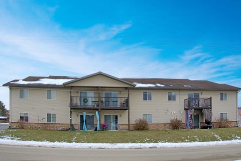 Photo of 106 N Silver St, La Farge, WI 54639 (MLS # 1945738)