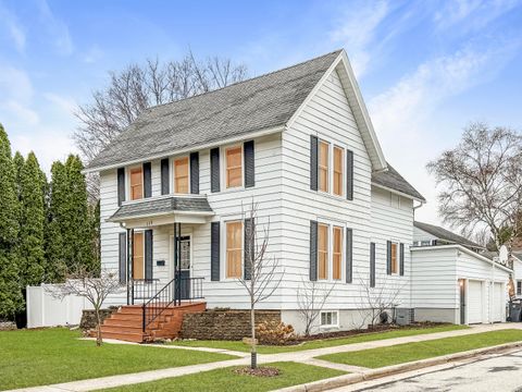 Photo of 228 North St, Plymouth, WI 53073 (MLS # 1956379)