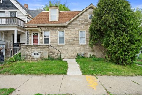 Photo of 118 E Concordia Ave, Milwaukee, WI 53212 (MLS # 1935423)