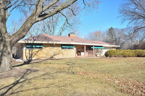Photo of 12700 Dunwoody Dr, Elm Grove, WI 53122 (MLS # 1952505)
