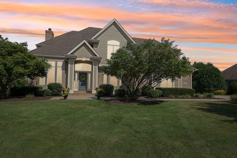 Photo of 8424 S River Terrace Dr, Franklin, WI 53132 (MLS # 1930537)