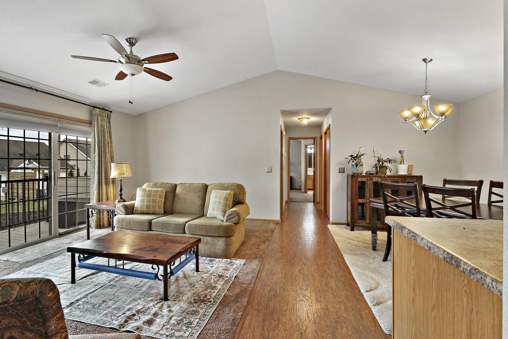 Kenosha, Wisconsin 53140, United States, 3 Bedrooms Bedrooms, ,2 BathroomsBathrooms,Residential,Pending,100843