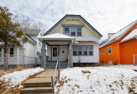 Photo of 3448 N 1st St, Milwaukee, WI 53212 (MLS # 1945928)