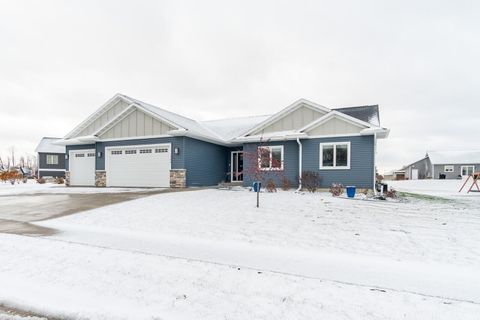 Photo of 1506 Bridger Dr, Holmen, WI 54636 (MLS # 1944086)