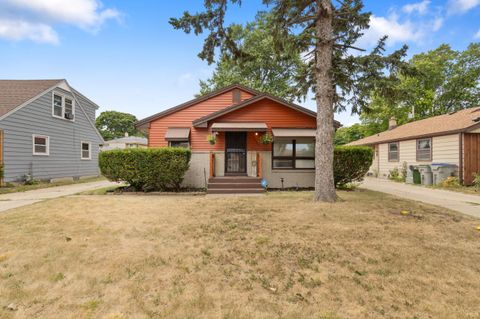 Photo of 7063 N 37th St, Milwaukee, WI 53209 (MLS # 1973196)