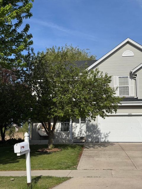 Photo of 10802 S Shepard Ave, Oak Creek, WI 53154 (MLS # 1963650)