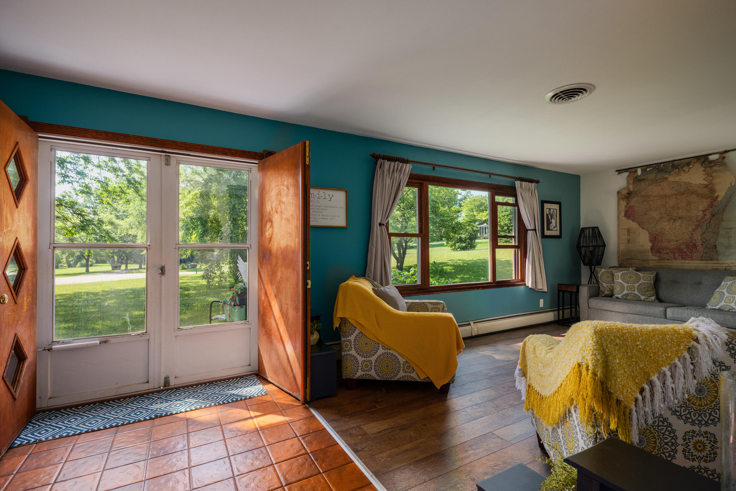 Bristol, Wisconsin 53104, United States, 4 Bedrooms Bedrooms, ,3 BathroomsBathrooms,Residential,Active,183821