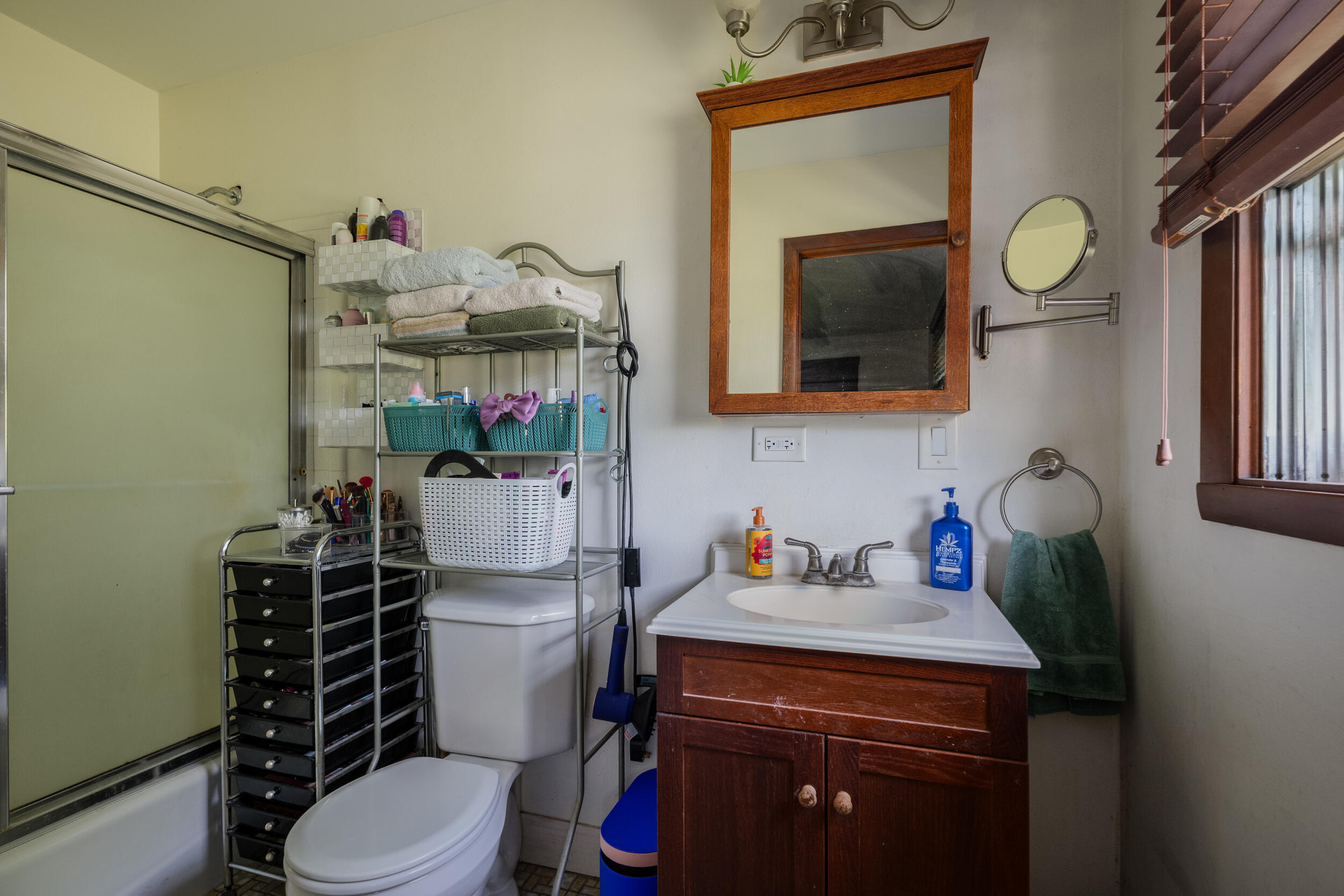 Bristol, Wisconsin 53104, United States, 4 Bedrooms Bedrooms, ,3 BathroomsBathrooms,Residential,Active,183821