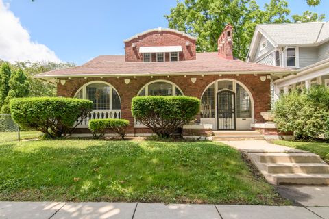 Photo of 2417 N 2nd St, Milwaukee, WI 53212 (MLS # 1924675) Photo of 2417 N 2nd St, Milwaukee, WI 53212 (MLS # 1924675)