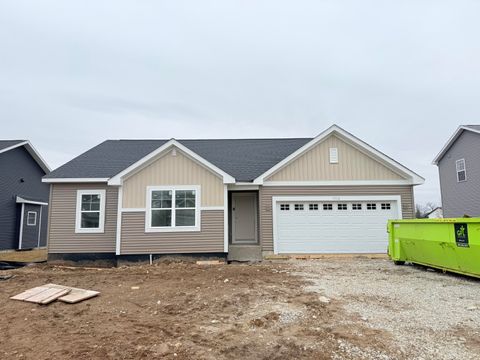 Photo of 1302 Evergreen Dr, Delavan, WI 53115 (MLS # 1952557)
