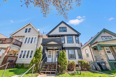 Photo of 1800 S 29th St, Milwaukee, WI 53215 (MLS # 1959494)