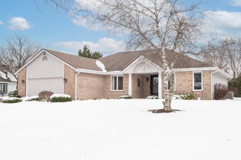 Photo of 11625 W Sunset Ln, Greenfield, WI 53228 (MLS # 1954708)