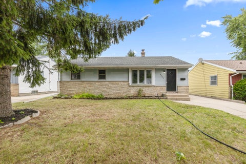 Photo of 8030 W Colfax Ct, Milwaukee, WI 53218 (MLS # 1971028)