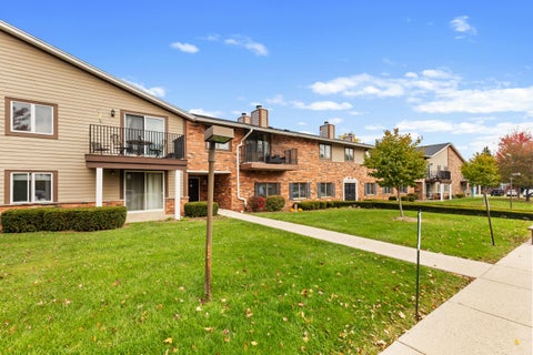Photo of N84W16033 Menomonee Ave, Menomonee Falls, WI 53051 (MLS # 1986771)