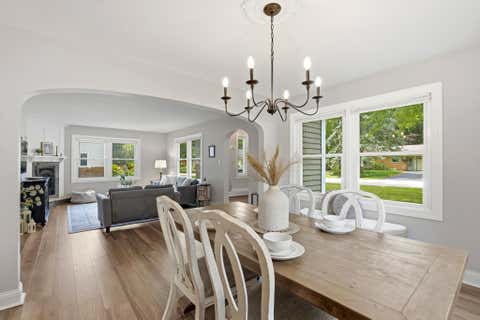 Photo of 202 S Highland Ave, Thiensville, WI 53092 (MLS # 1972807)