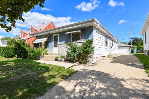 Photo of 2152 S 98th St, West Allis, WI 53227 (MLS # 1980435)
