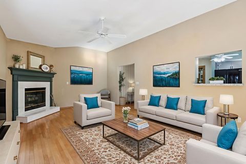 W178N9743 Riversbend Cir W, Germantown, WI 53022 - #: 1949371