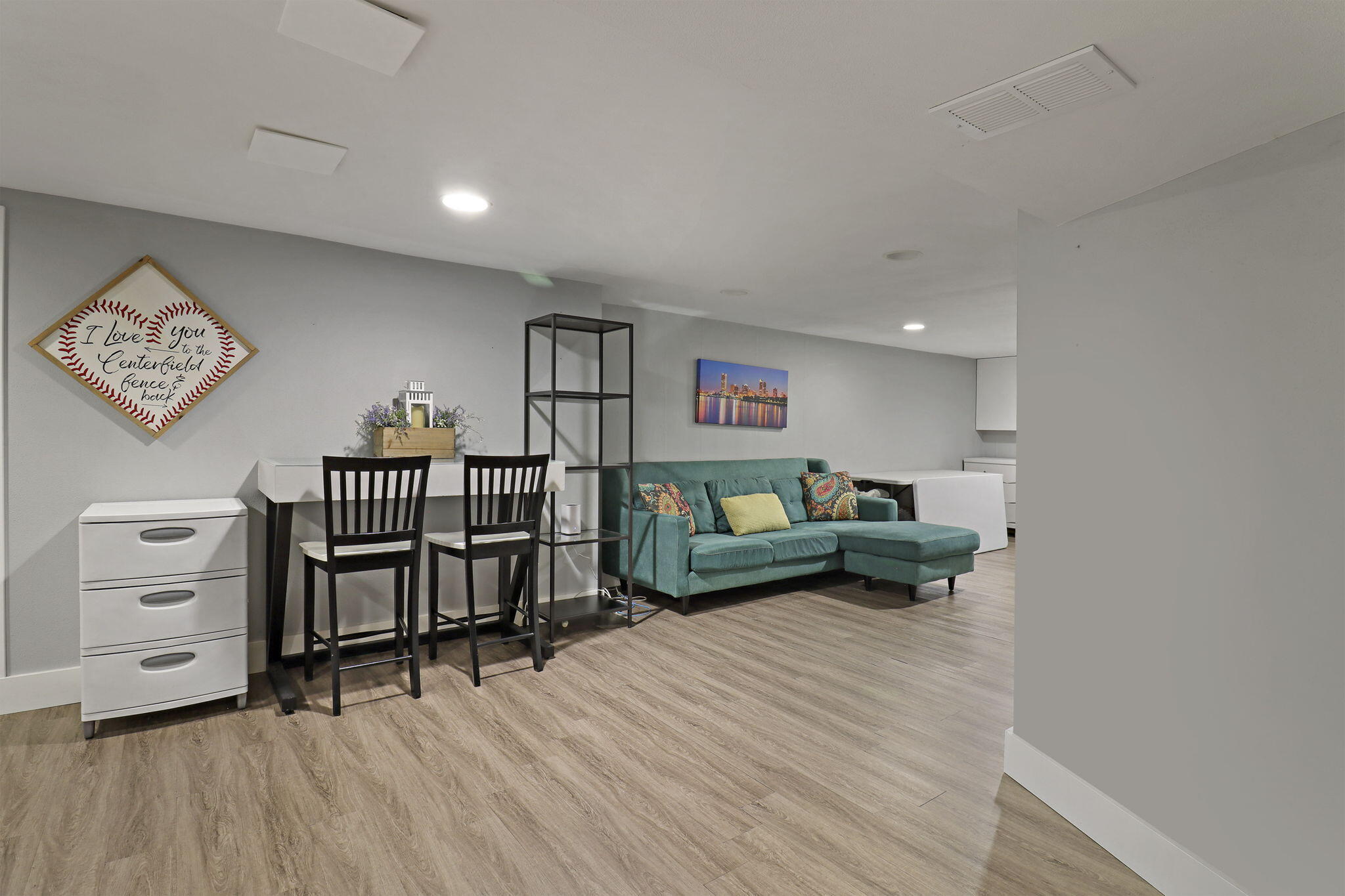 Kenosha, Wisconsin 53143, United States, 3 Bedrooms Bedrooms, ,3 BathroomsBathrooms,Residential,Pending,254403