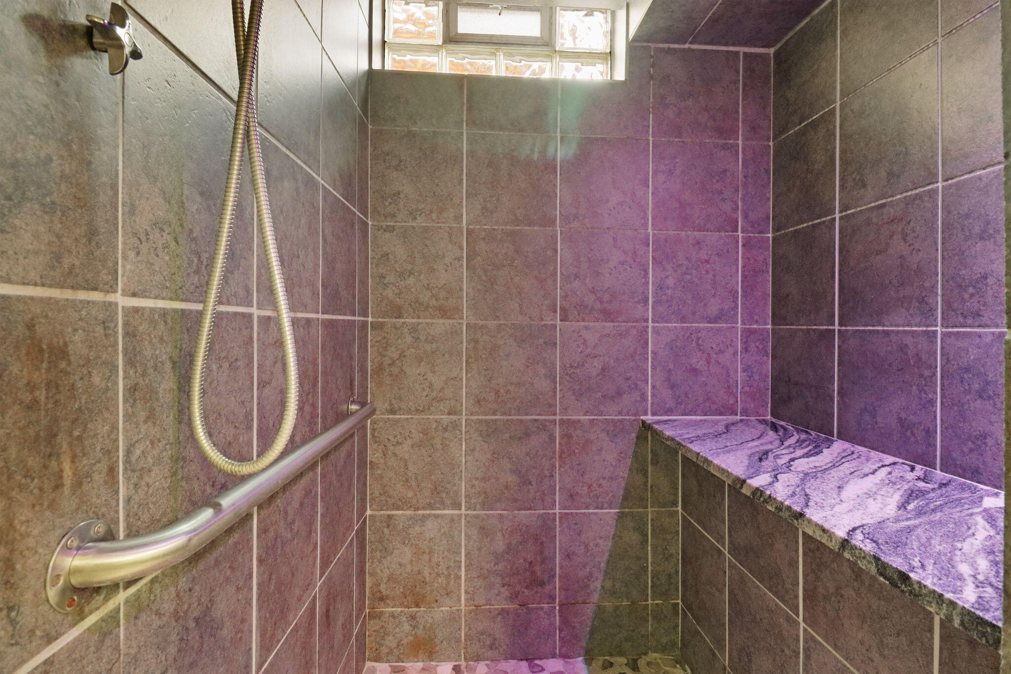 Kenosha, Wisconsin 53143, United States, 3 Bedrooms Bedrooms, ,3 BathroomsBathrooms,Residential,Pending,254403