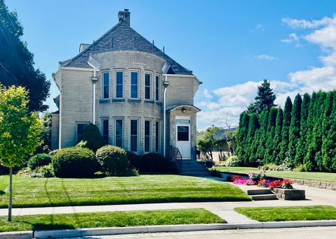 Photo of 317 Euclid Ave, Sheboygan, WI 53083 (MLS # 1941252)