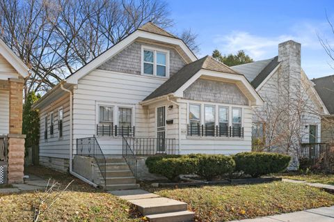 Photo of 4650 N 38th St, Milwaukee, WI 53209 (MLS # 1944487)