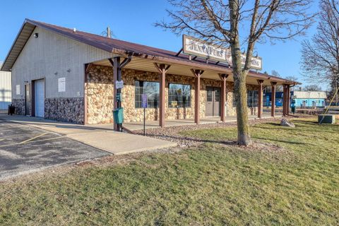 Photo of W156N11482 Pilgrim Rd, Germantown, WI 53022 (MLS # 1954042)