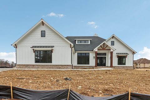MLS: 1909435