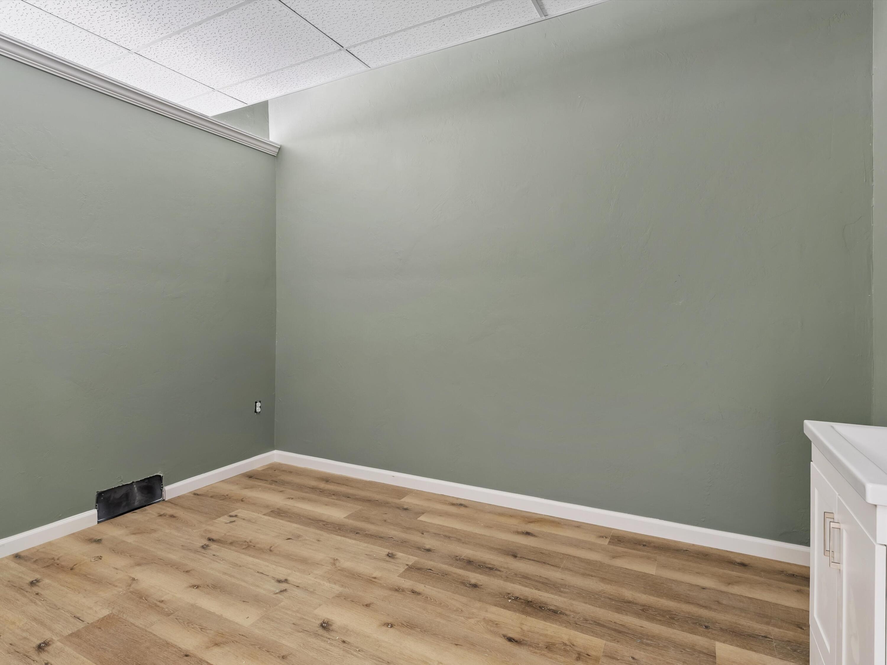 Manitowoc, Wisconsin 54220, United States, ,Commercial,Active,144549