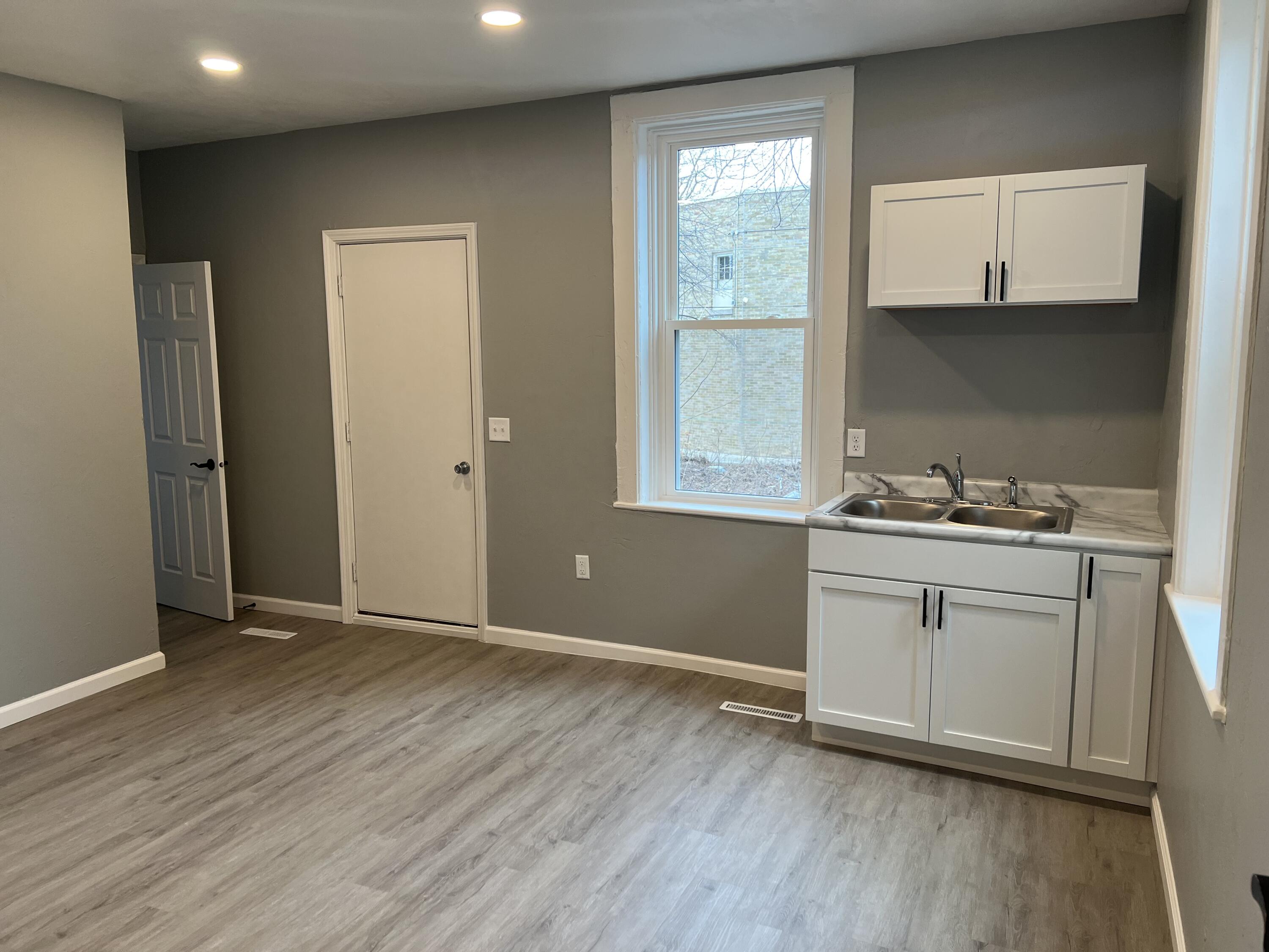 Manitowoc, Wisconsin 54220, United States, ,Commercial,Active,144549