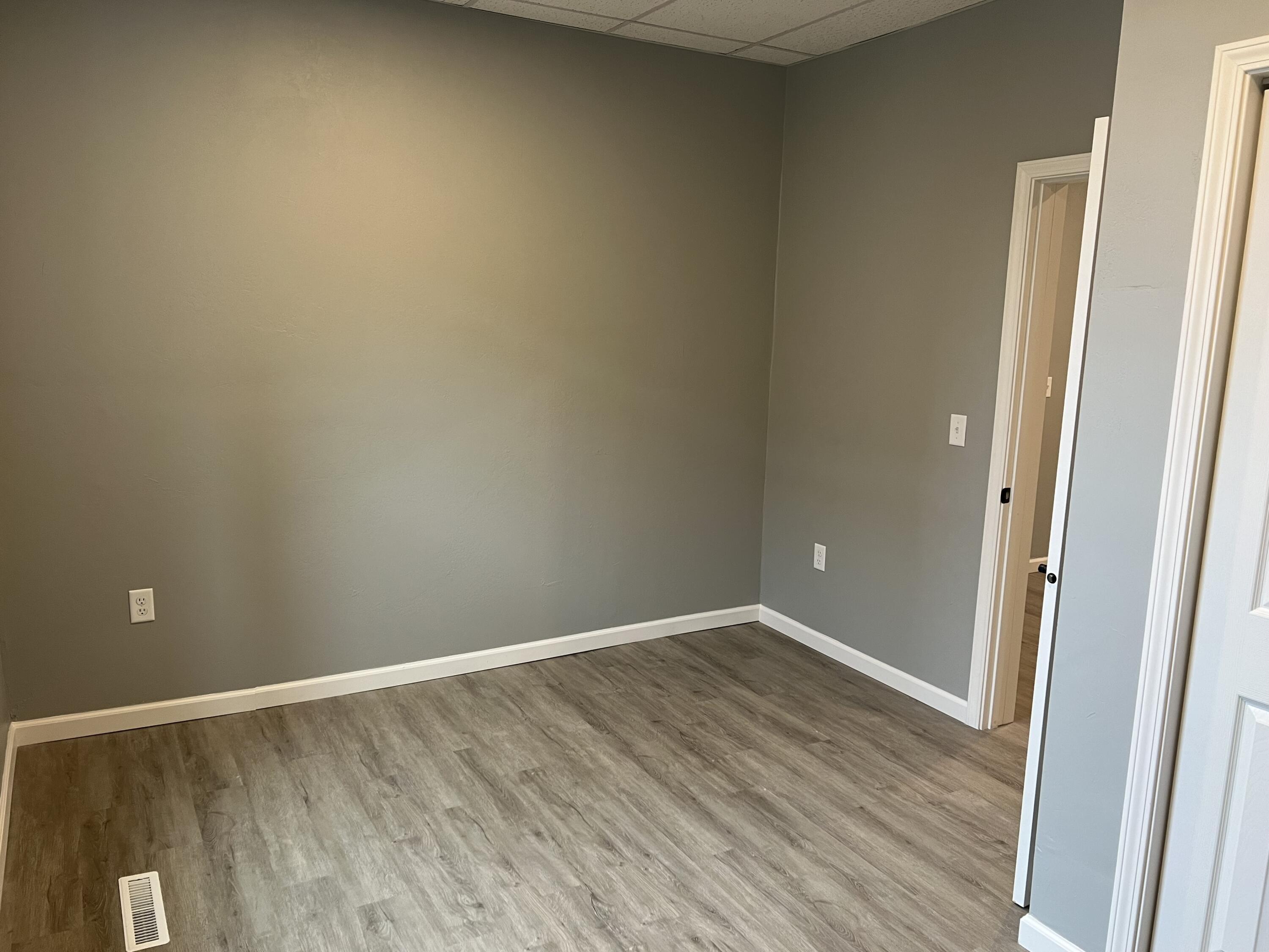 Manitowoc, Wisconsin 54220, United States, ,Commercial,Active,144549