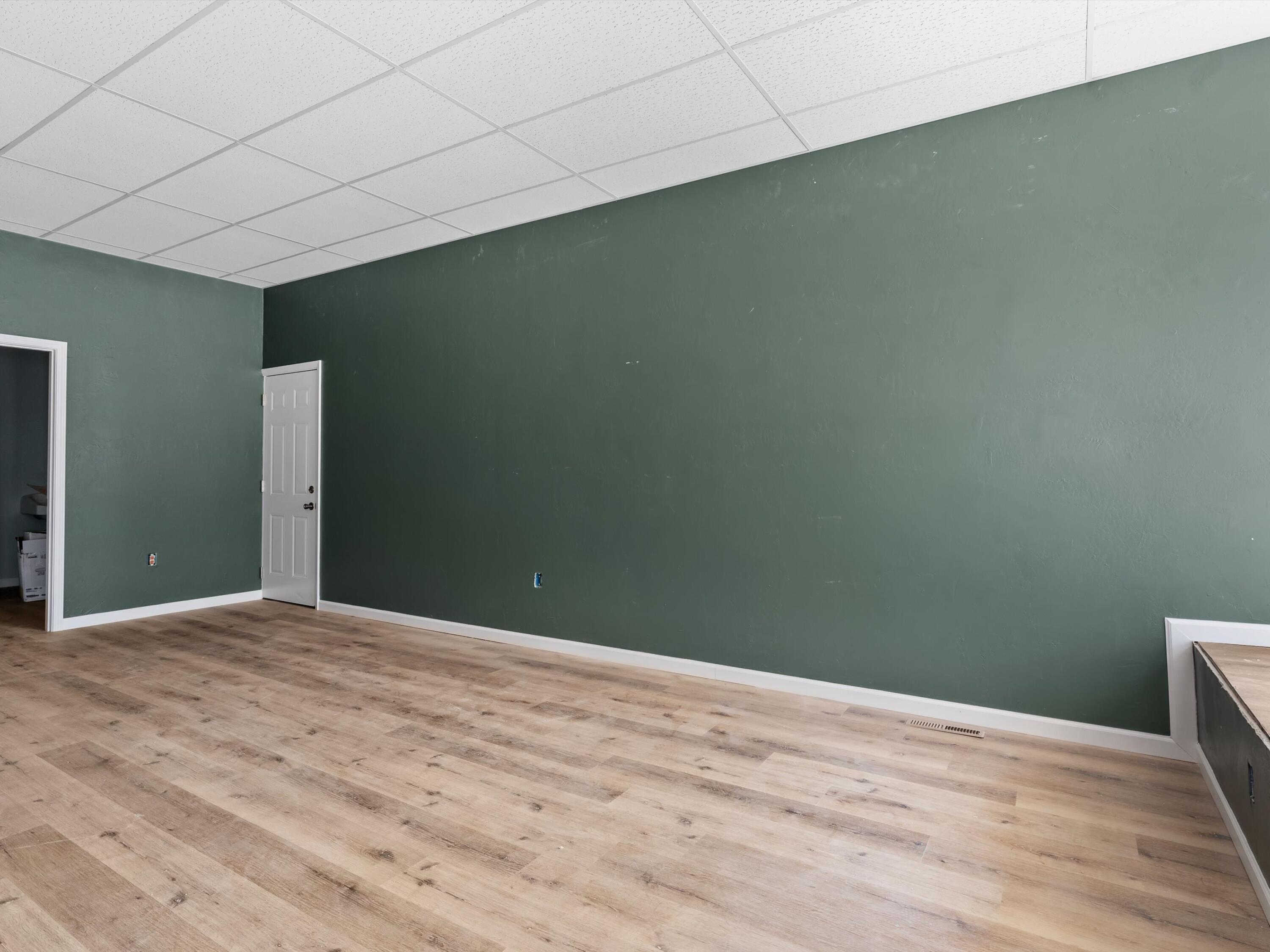 Manitowoc, Wisconsin 54220, United States, ,Commercial,Active,144549