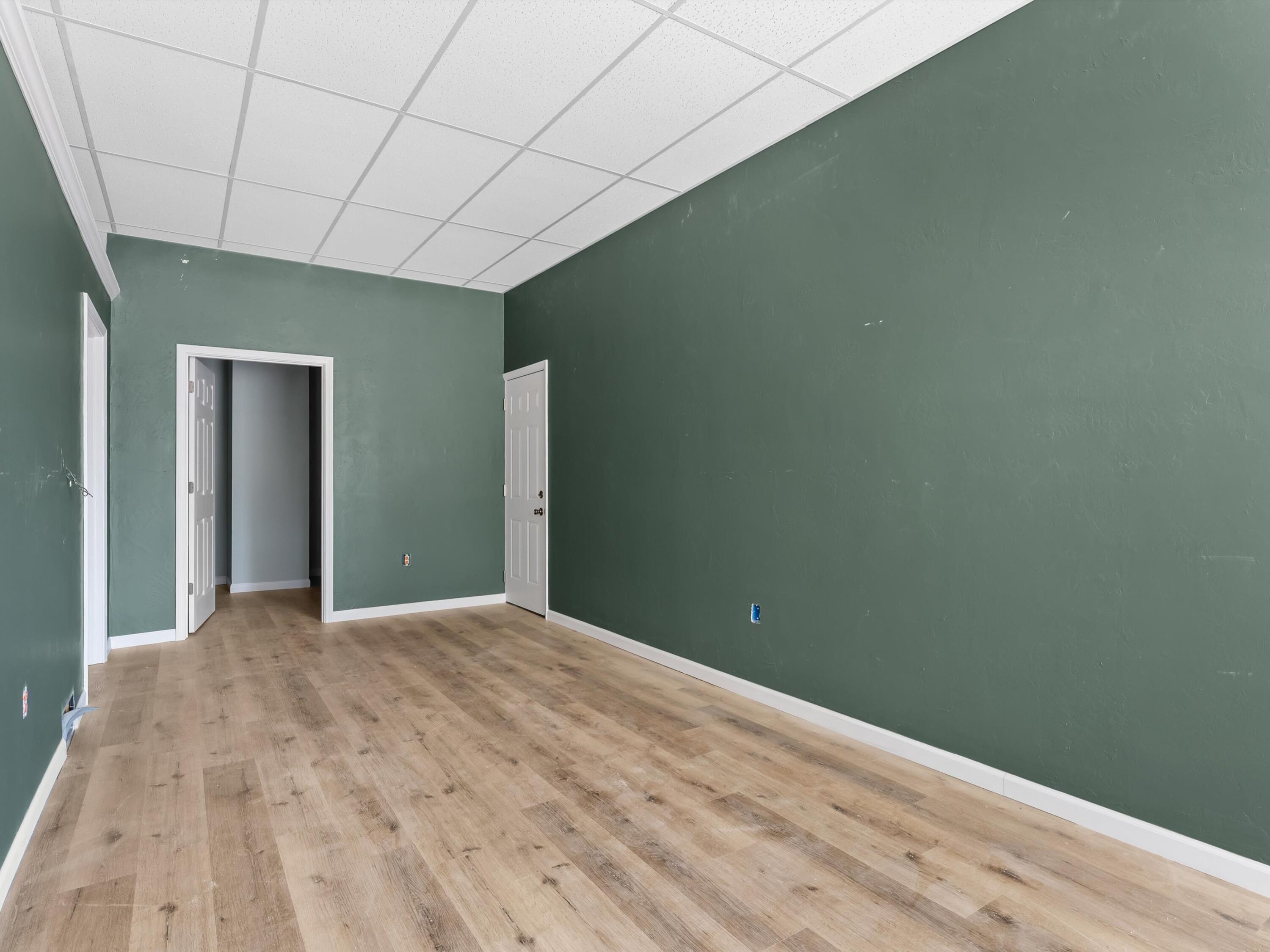 Manitowoc, Wisconsin 54220, United States, ,Commercial,Active,144549