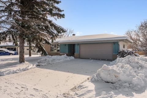 Photo of 121 W Bridge St, Grafton, WI 53024 (MLS # 1944425)