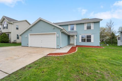 Photo of 8275 S Park View Ct, Oak Creek, WI 53154 (MLS # 1960215)