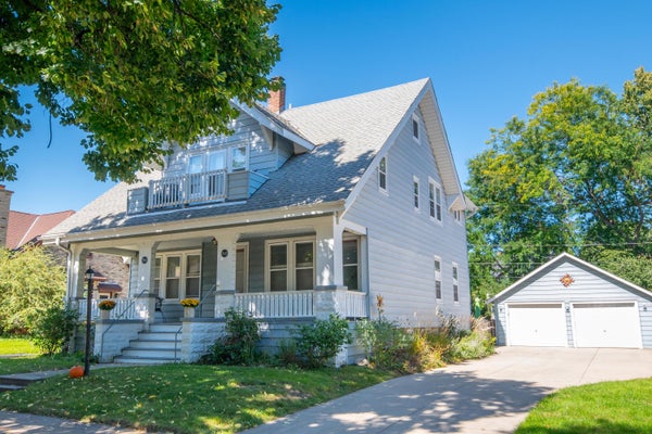 7042 AETNA CT, MILWAUKEE, WI 53213 - Image 0e00c834e6b82b5bdbecacccfe7bc440/2336211233