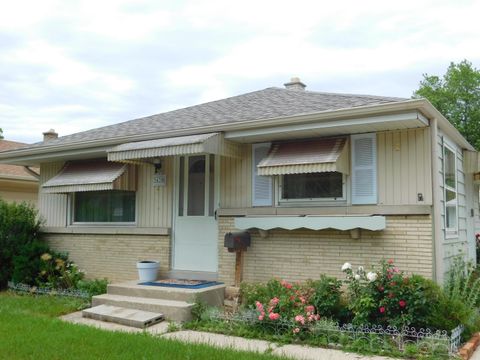 Photo of 3438 S 81st St, Milwaukee, WI 53219 (MLS # 1973624)