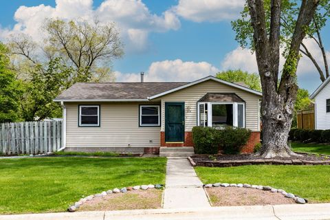 Photo of 316 10th Ave N, Onalaska, WI 54650 (MLS # 1960987)