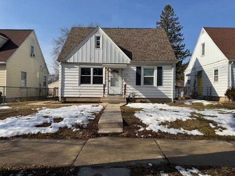 Photo of 5119 N 51st St, Milwaukee, WI 53218 (MLS # 1950831)