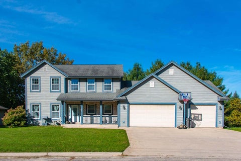 Photo of 1240 N Water St, Watertown, WI 53098 (MLS # 1982907)