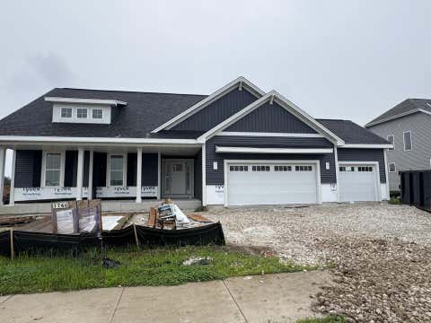 Photo of 1746 Switchgrass St, Oconomowoc, WI 53066 (MLS # 1976211)