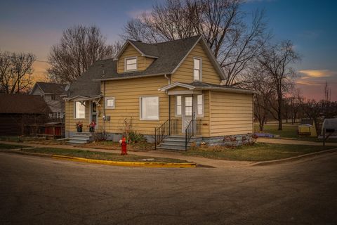 Photo of 818 Long Ct, Sparta, WI 54656 (MLS # 1955458)