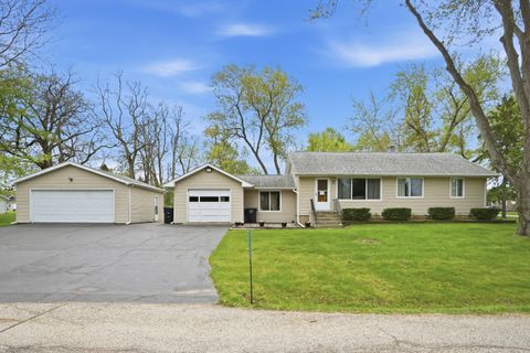 Photo of 22221 121st St, Salem Lakes, WI 53104 (MLS # 1961552)