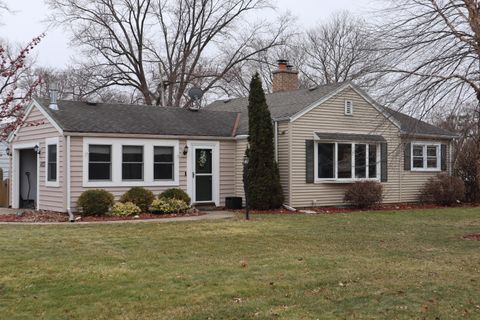 Photo of 4155 N 110th St, Wauwatosa, WI 53222 (MLS # 1956038)