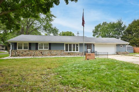 Photo of 4353 N 94th St, Wauwatosa, WI 53222 (MLS # 1934724)